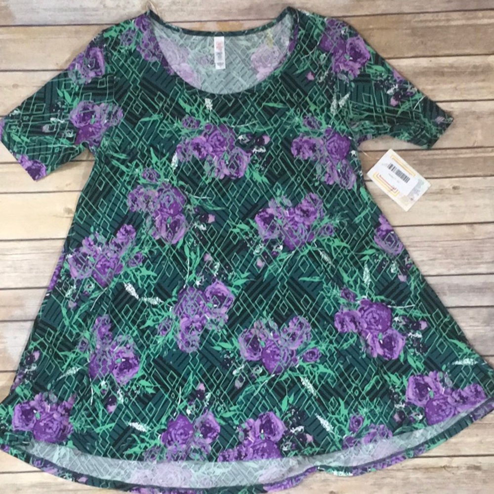 Lularoe Perfect T